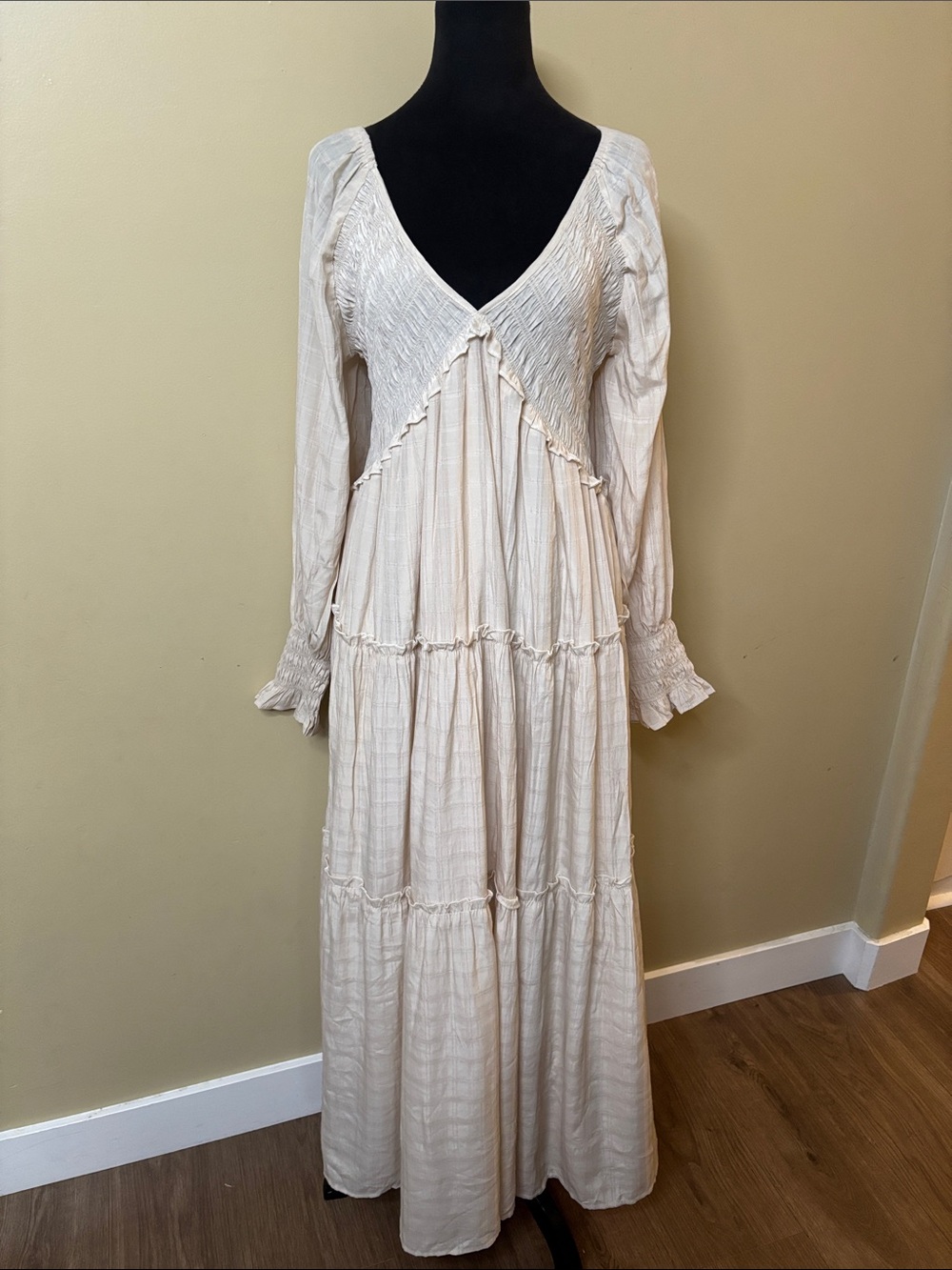 Boho Tiered V-Neck Long Sleeve Maxi Dress in Cream